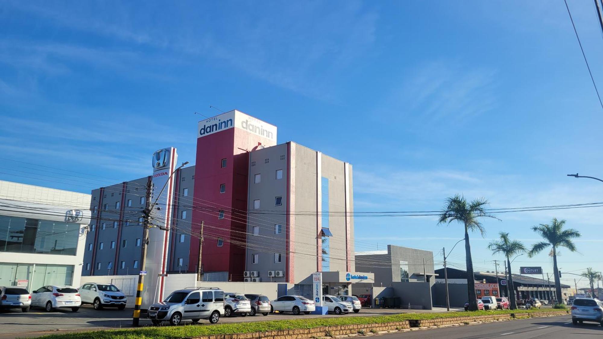 Hotel Dan Inn Sao Carlos By Nacional Inn Exterior foto